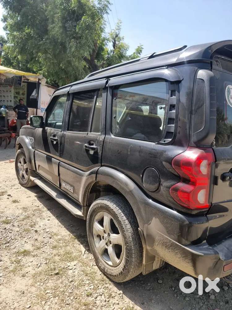 Mahindra Scorpio Classic 2022