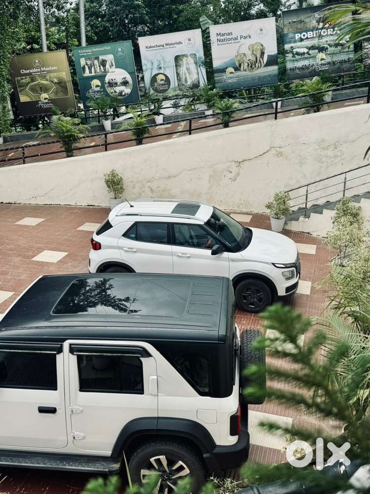 Hyundai Venue Petrol Manual 2025 With Sunroof