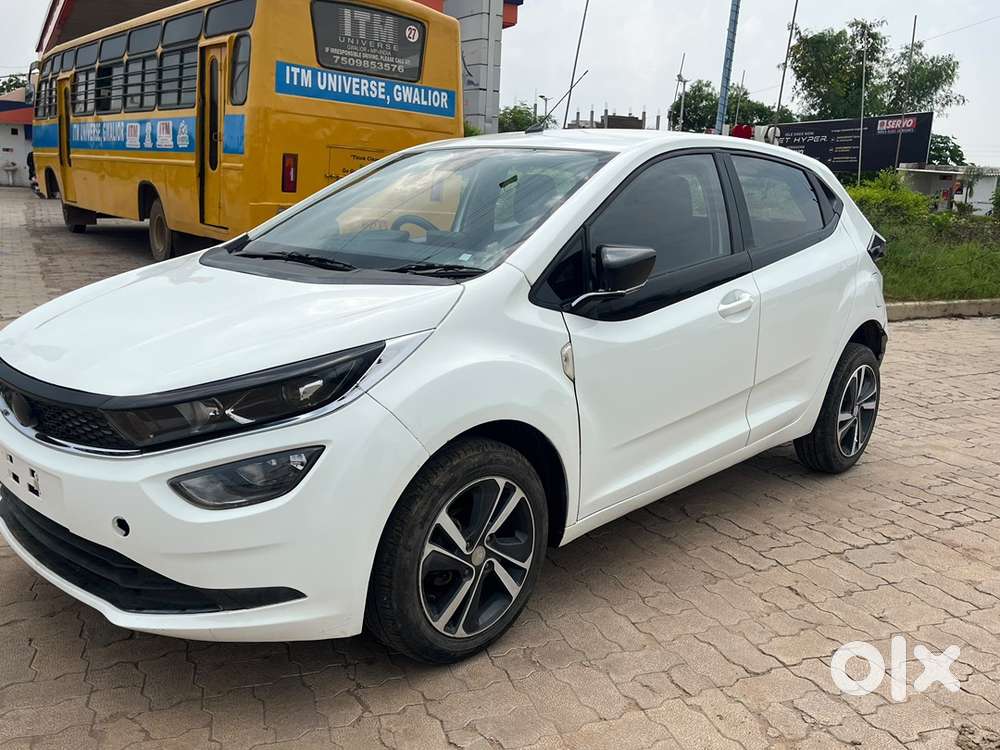 Tata Altroz 1.2 Petrol 2021 Top Variant