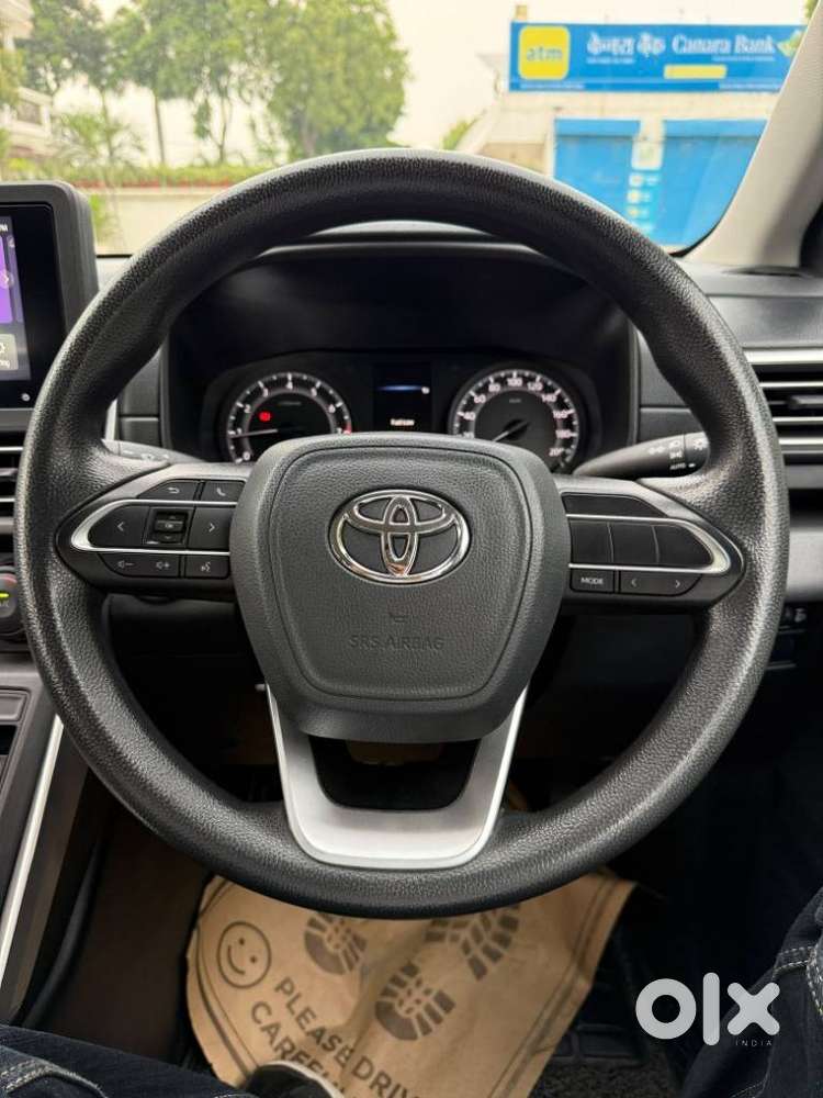 Toyota Innova Hycross 2.0 Gx 8 Str, 2023, Petrol