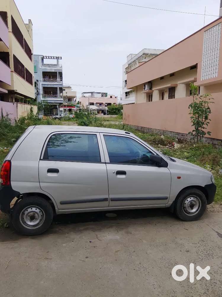 Maruti Suzuki Alto Lxi Bsiv 2011 123000km Driven