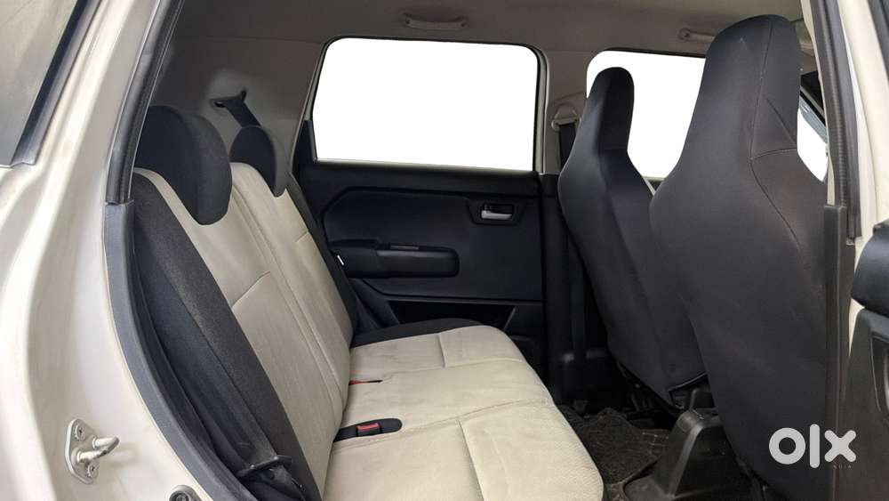 Maruti Suzuki Wagon R Vxi 1.0, 2022, Petrol