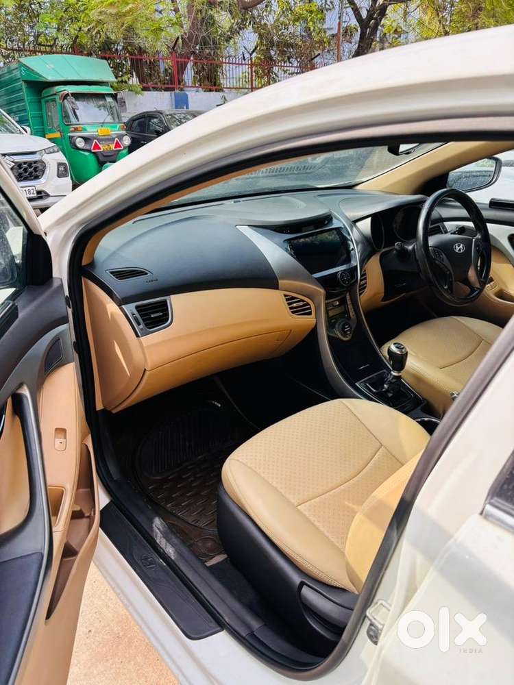 Hyundai Elantra 2013