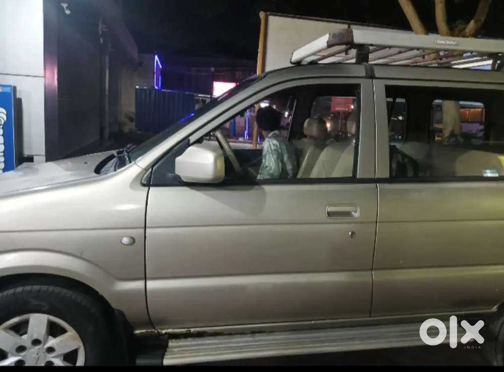 Chevrolet Tavera Neo 2016
