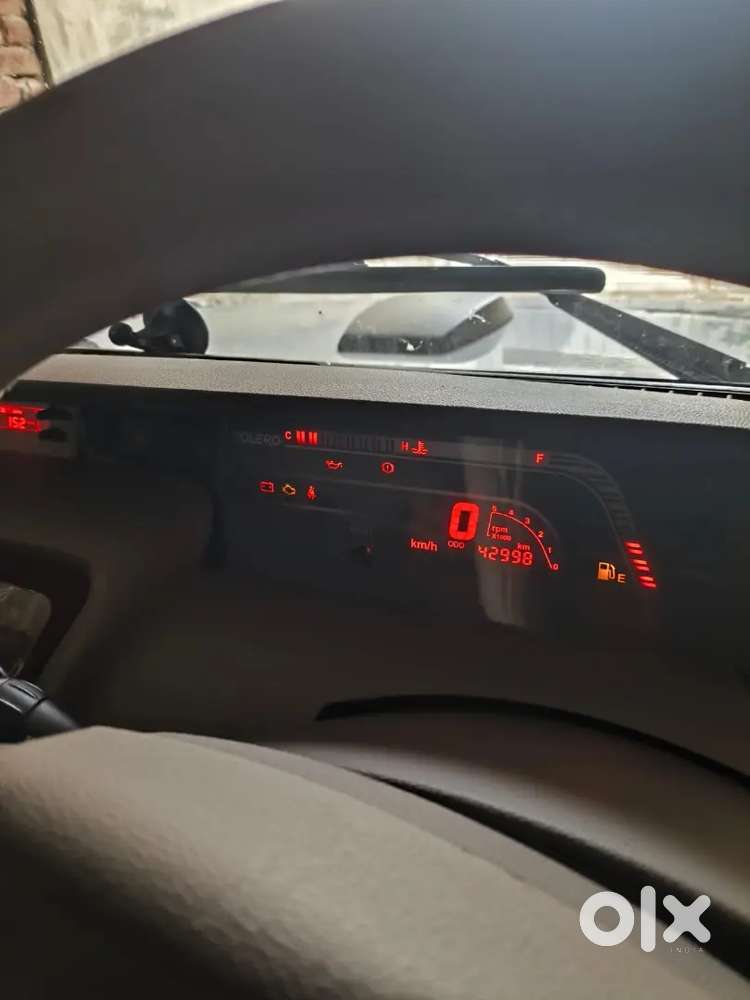 Mahindra Bolero 2.5 2015 Special Edition Top