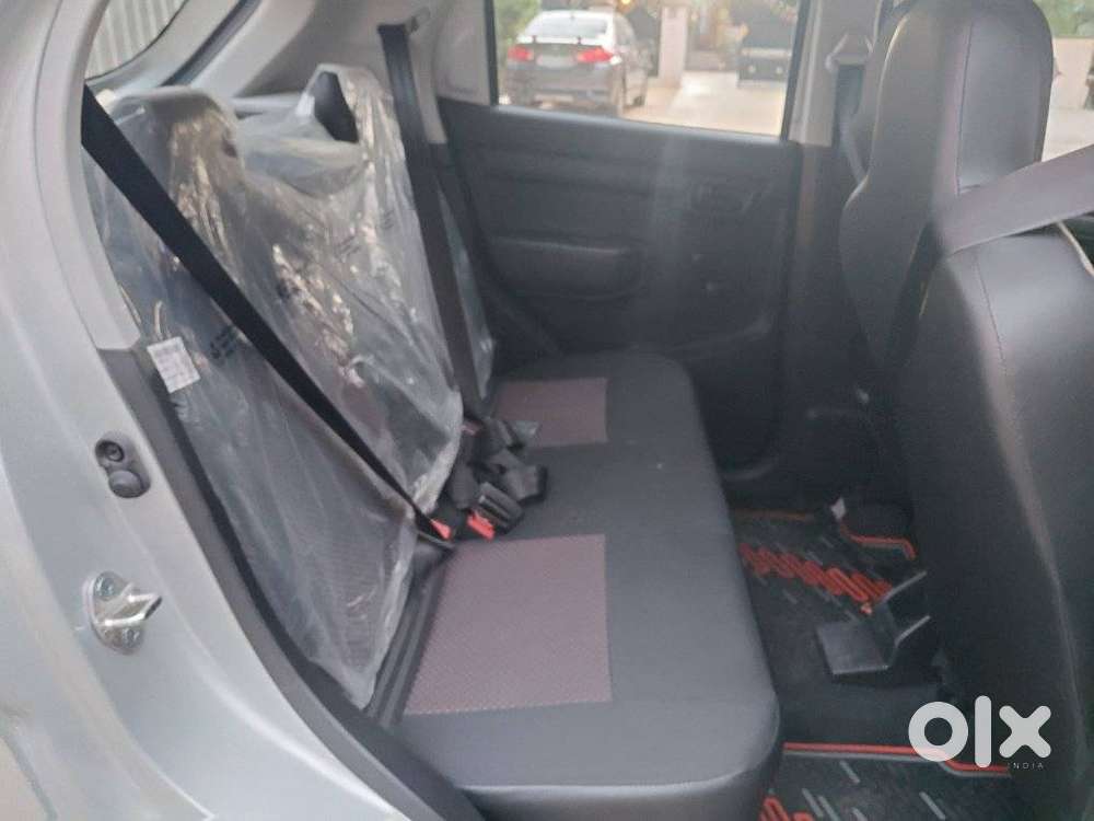 Maruti Suzuki S-presso Vxi Opt, 2024, Petrol