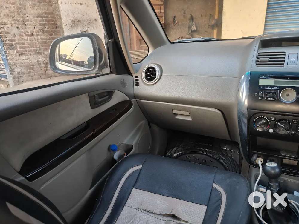 Maruti Sx4 Green Cng, Vxi 
2012, 
Good Condition, Running Smoothly.