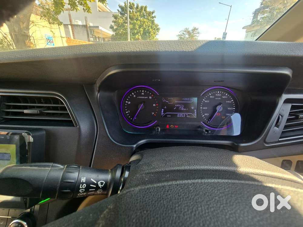 Mahindra Marazzo 2018 Diesel Well Maintained