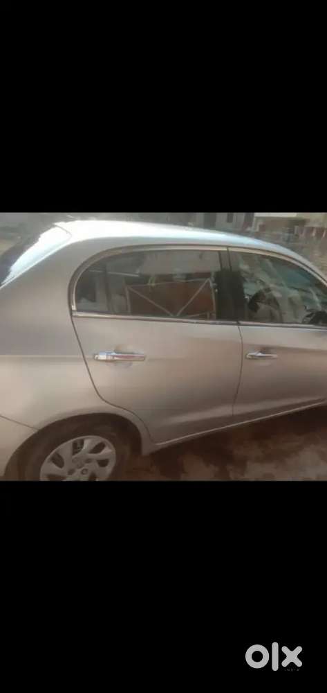 Honda Amaze 2015 Diesel Well Maintained