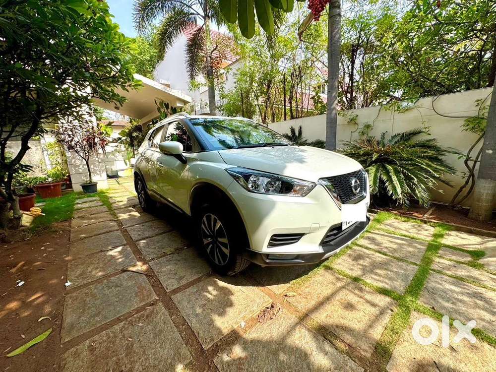  Nissan Kicks Xv Petrol - Manual  2022  40,000 Kms