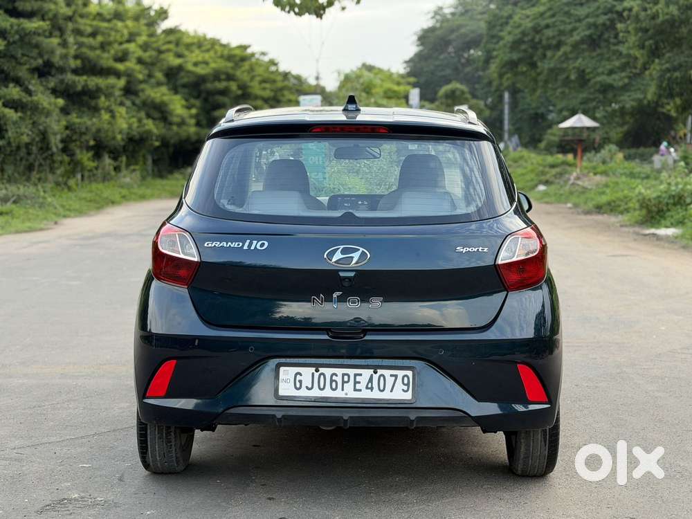 Hyundai Grand I10 Nios Sportz 1.2 At, 2021, Petrol