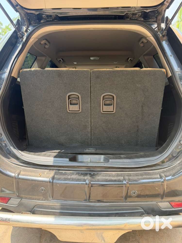 Mahindra Xuv500 Diesel Well Maintained