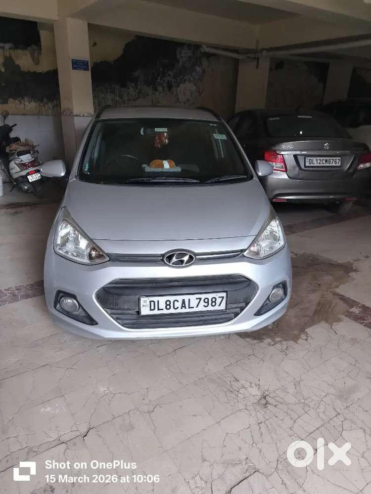 Hyundai Grand I10  2016 Petrol 33000 Km Drive Brand New Condition