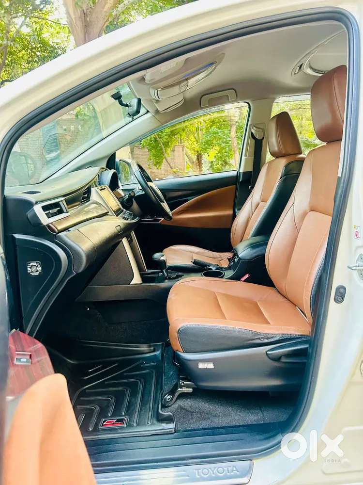 Toyota Innova Crysta 2016 2nd Owner