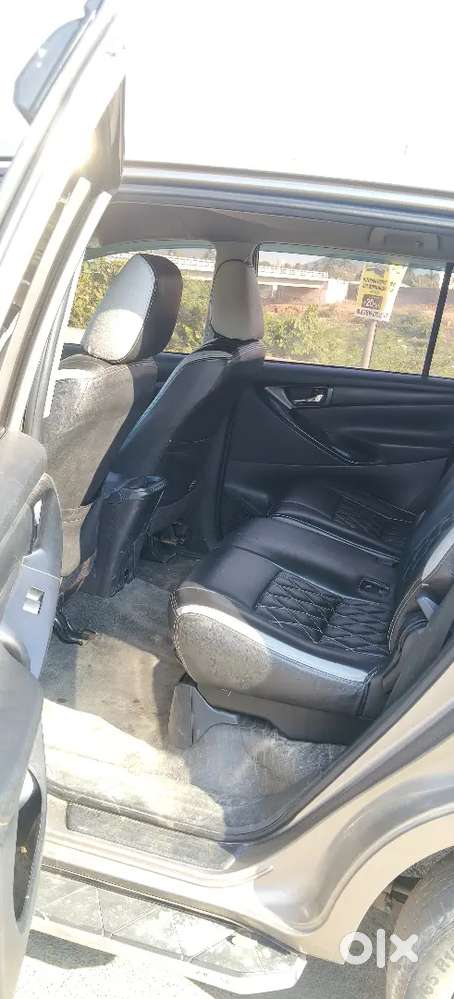 Toyota Innova Crysta 2018 Diesel 136000 Km Driven