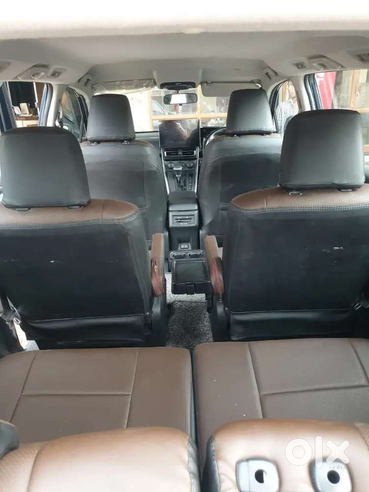 Toyota Innova Hycross Hybrid 7 Str 2024