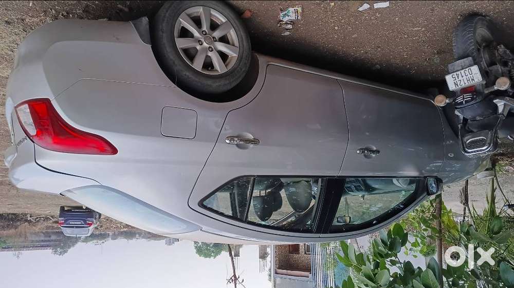 Nissan Sunny Cng Car 2012