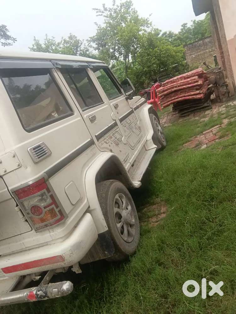 बोलेरो 7 सीटर
