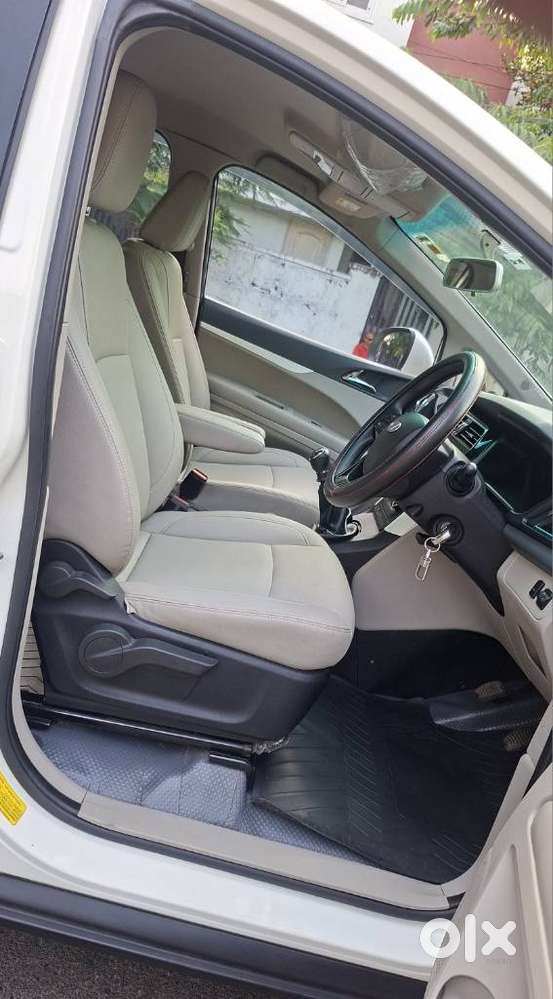 Mahindra Marazzo M8 8str, 2020, Diesel