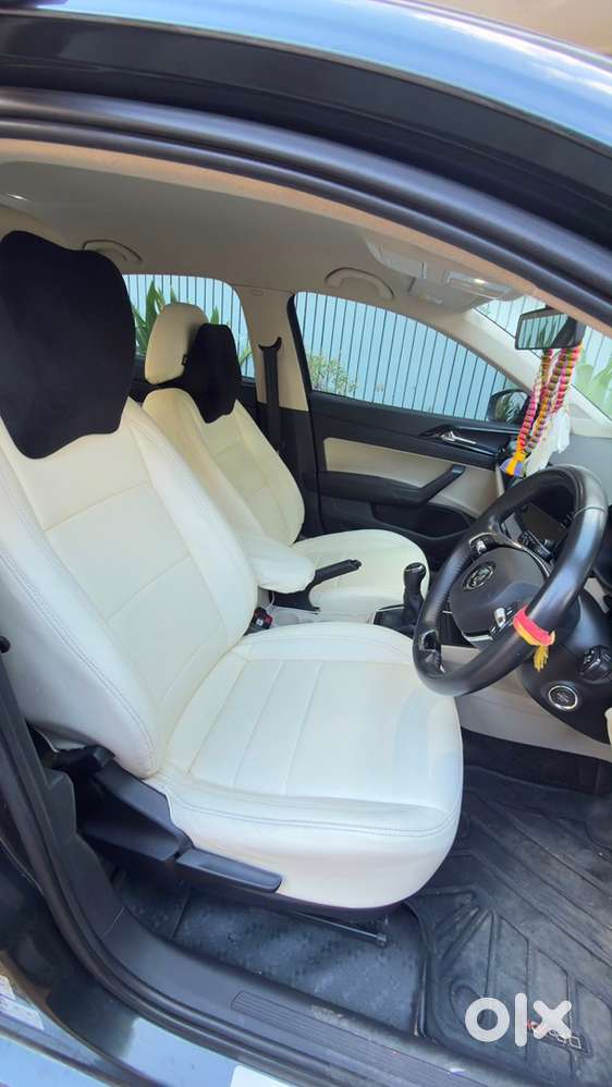 Skoda Slavia Petrol 2024