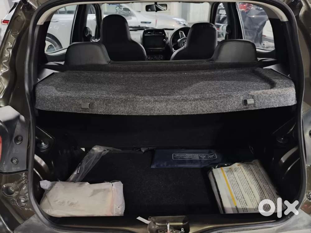 Renault Kwid 1.0 Rxt Amt, 2022, Petrol