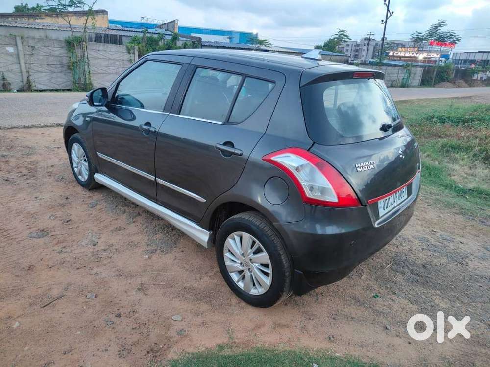 Maruti Suzuki Swift Zdi Plus, 2017, Diesel