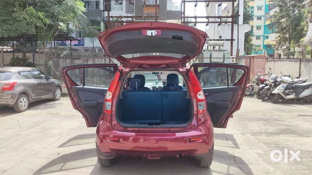 Maruti Suzuki Ritz Vxi, 2011, Petrol