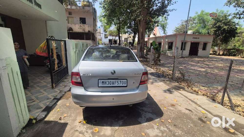 Skoda Rapid Silver Black Package
