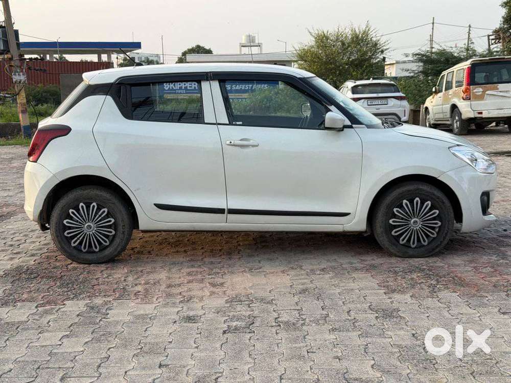 Maruti Suzuki Swift 1.2 Lxi (o), 2019, Cng & Hybrids