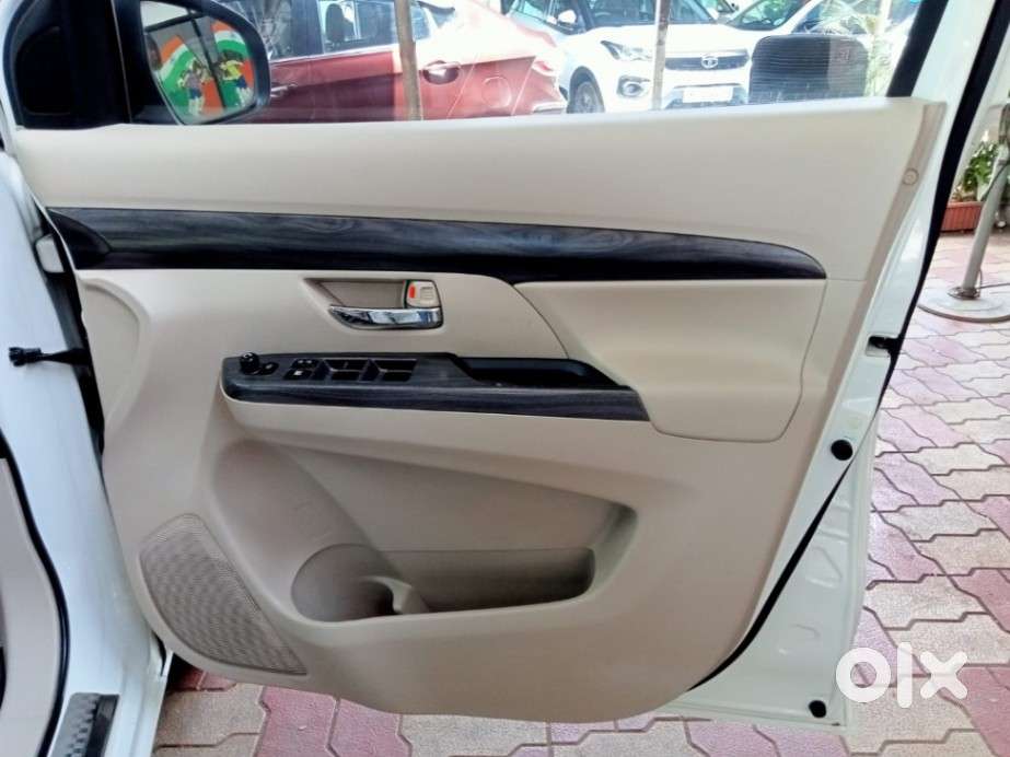 Maruti Suzuki Ertiga Vxi, 2023, Petrol