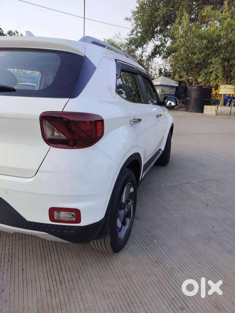 Hyundai Venue Sx (o) Mt 1.5 Diesel, 2021, Diesel
