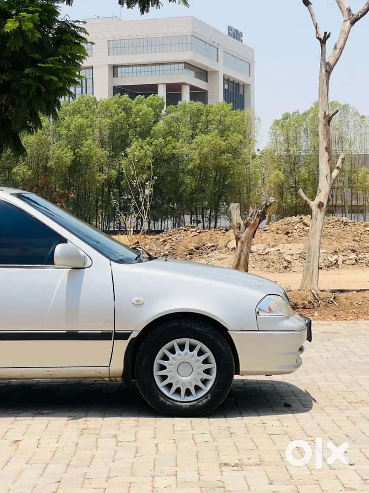 Maruti Suzuki Esteem Vxi - Bsiii, 2005, Petrol