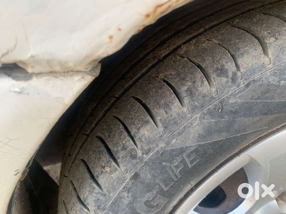 Hyundai Accent Petrol Manual 2013
