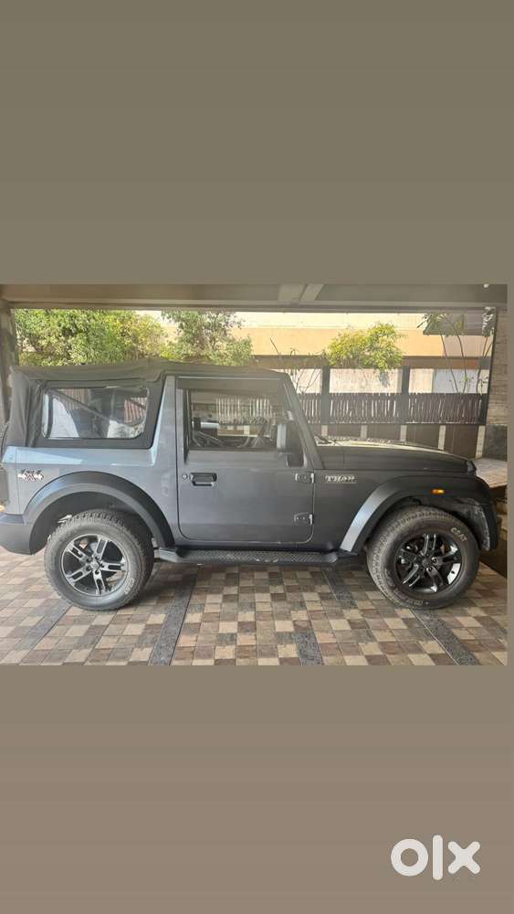 Mahindra Thar Lx 4-str Convertible At, 2022, Petrol