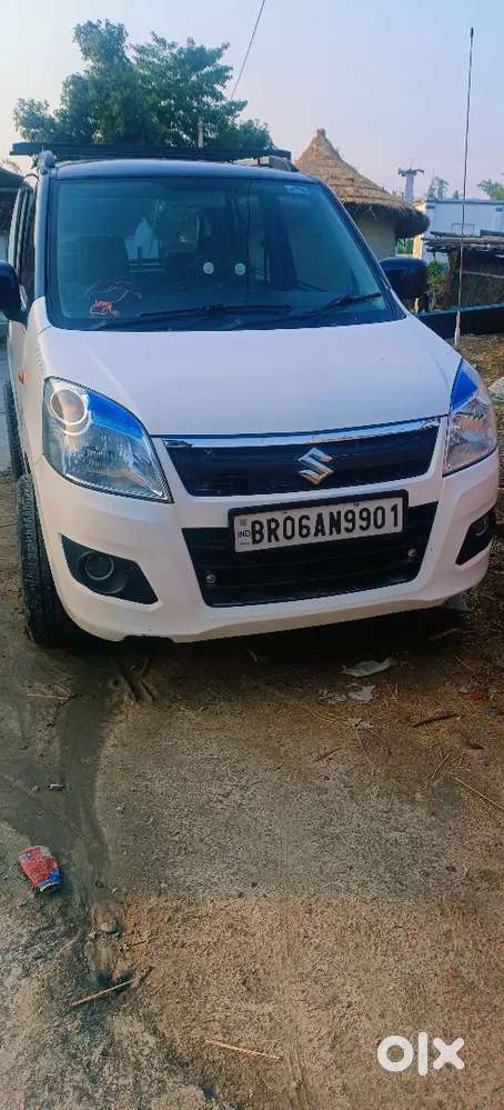 Fully Loading Car Tiptop Condition Sony Woofer With Music System
