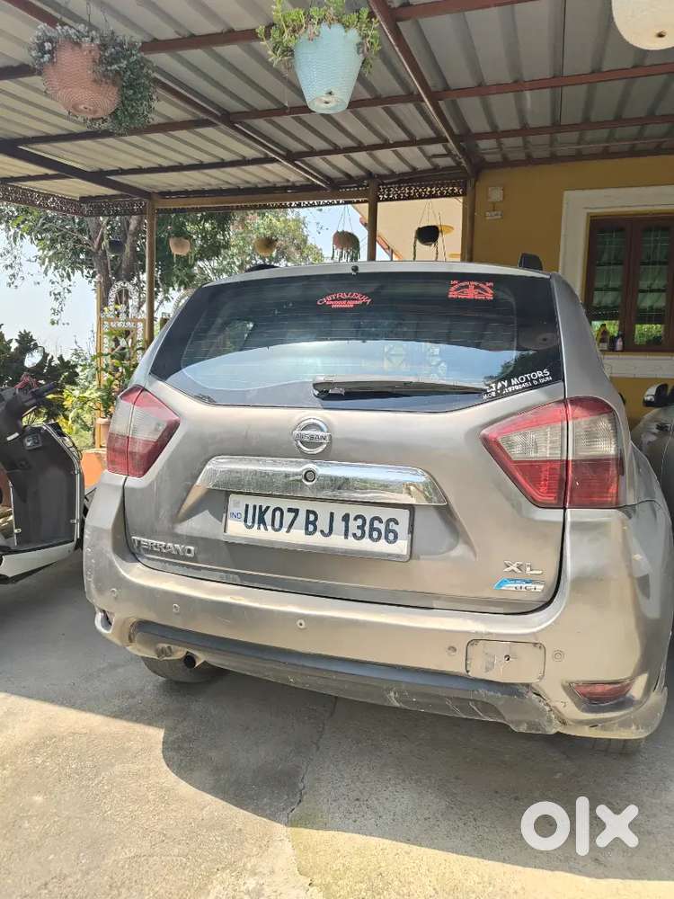 Nissan Terrano 2015 Diesel 145000 Km Driven