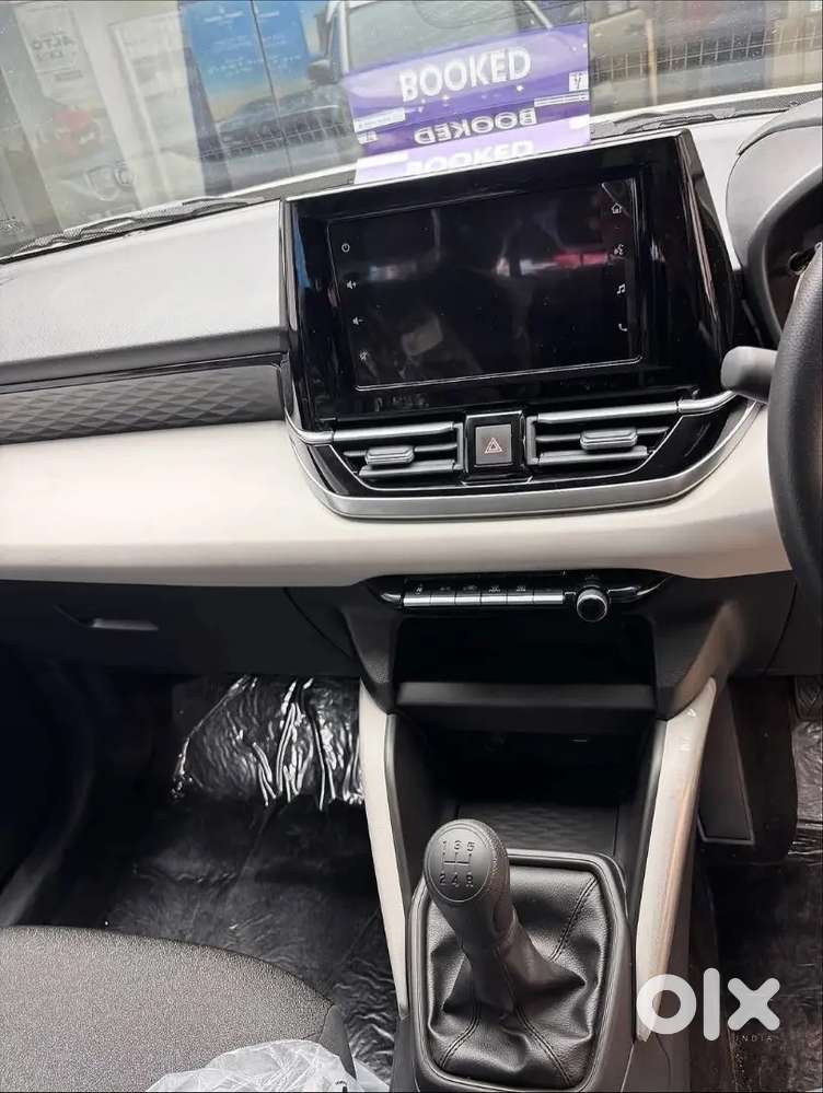Maruti Suzuki Victoris 2026 Petrol 00 Km Driven