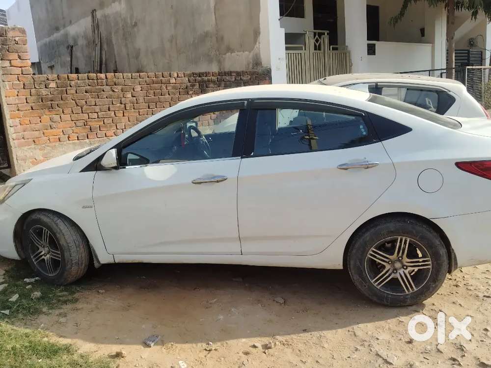 Hyundai Verna 2013