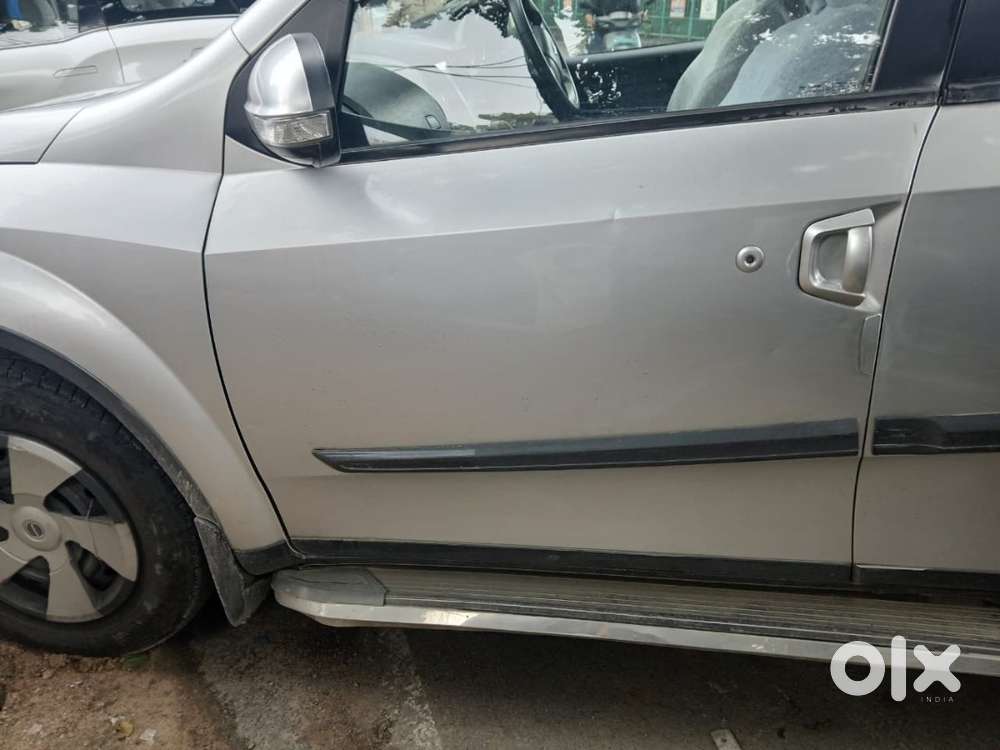 Mahindra Xuv500 W6 2018