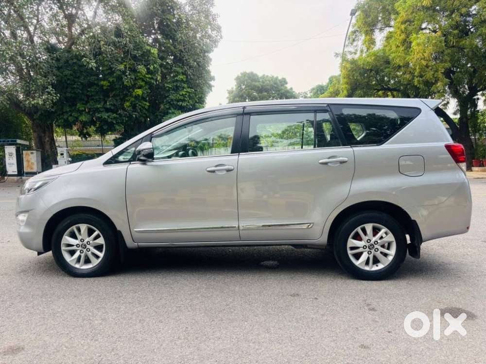 Toyota Innova Crysta 2.4 G Mt 7 Str, 2017, Diesel