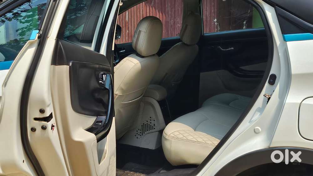 Tata Nexon Ev Xz Plus, 2022, Electric