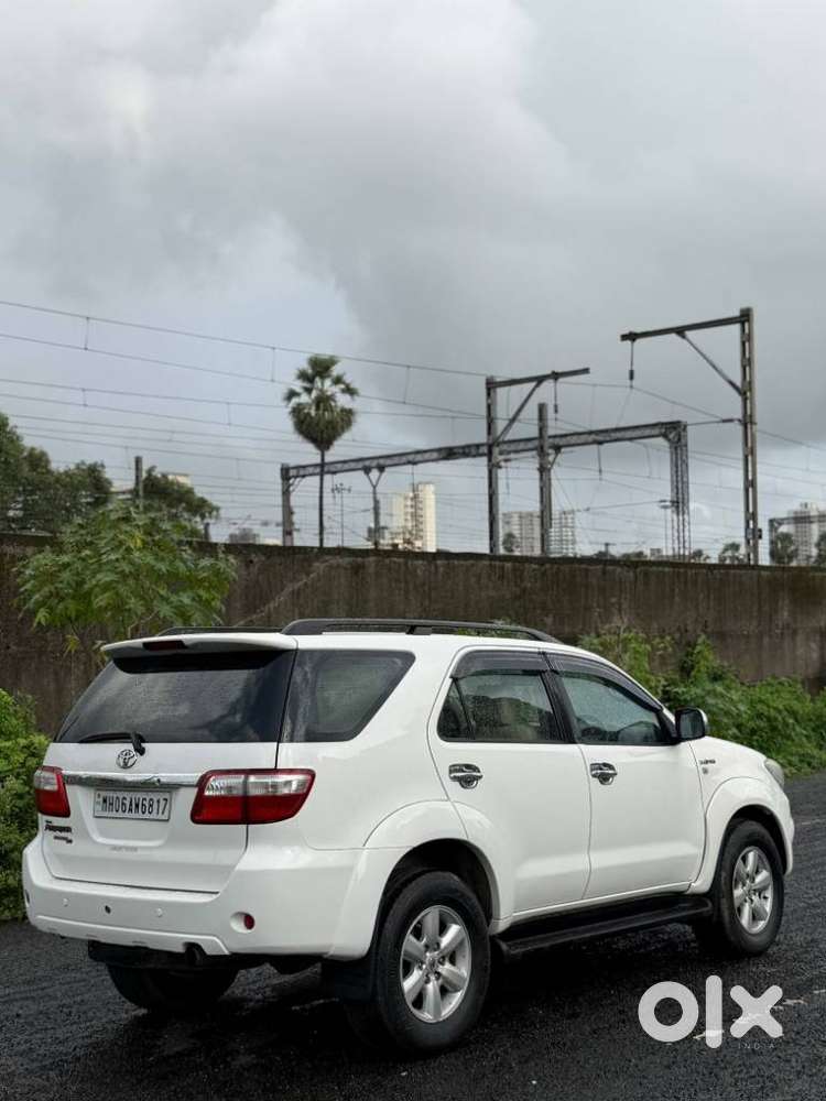 Toyota Fortuner 3.0 4x4 Manual, 2010, Diesel