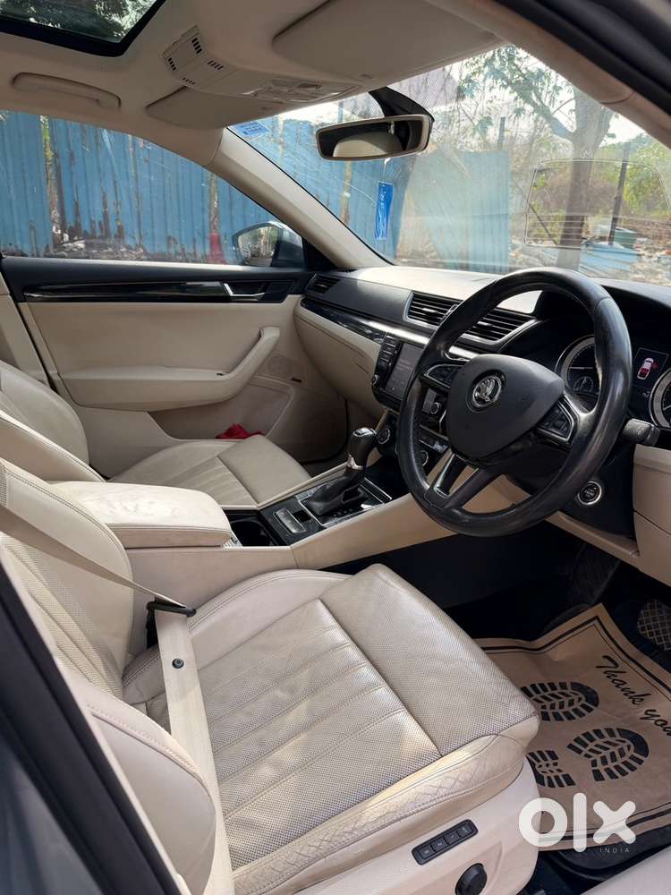 Skoda Superb Petrol 2017
