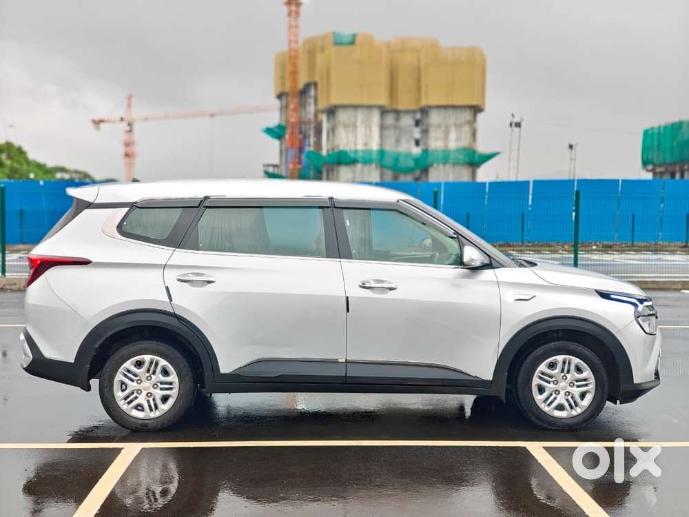Kia Carens G 1.5 6mt Premium (o) 7-seater, 2023, Petrol