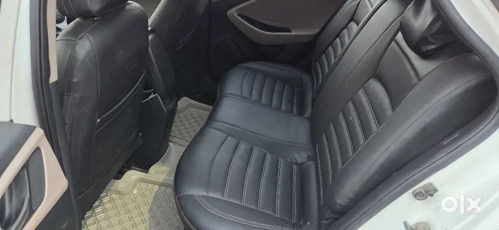 I 20 Asta Diesel Model 2015 Reading 117000 Tyres 90% Insurance Live