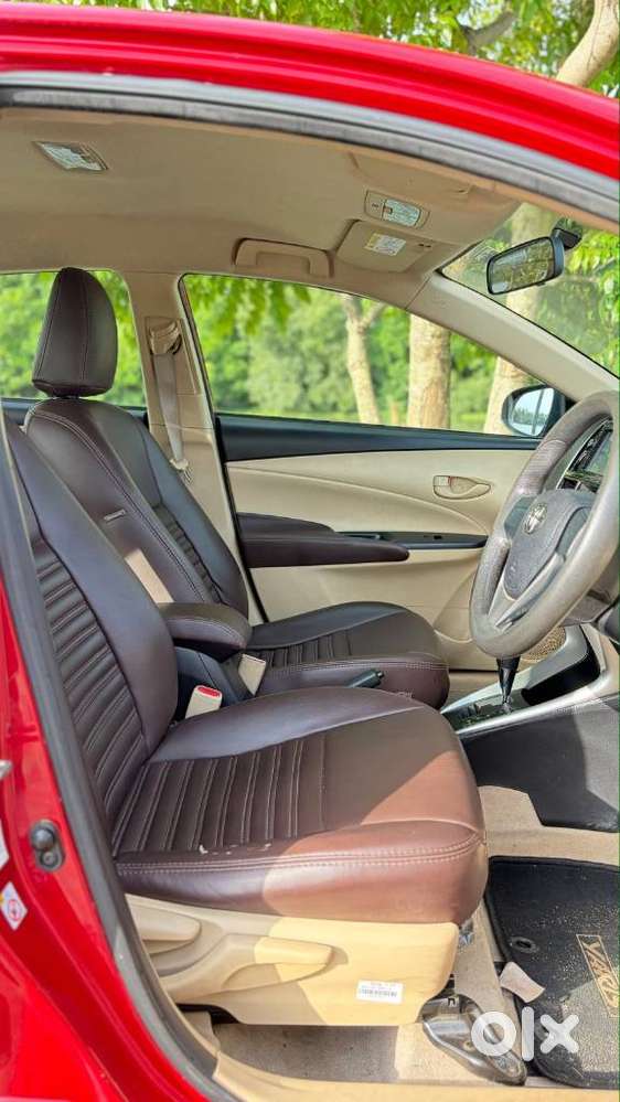 Toyota Yaris J Cvt, 2018, Petrol
