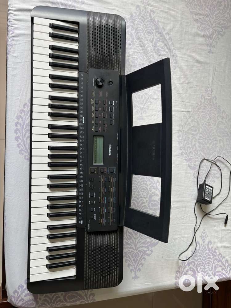 Yamaha Keyboard