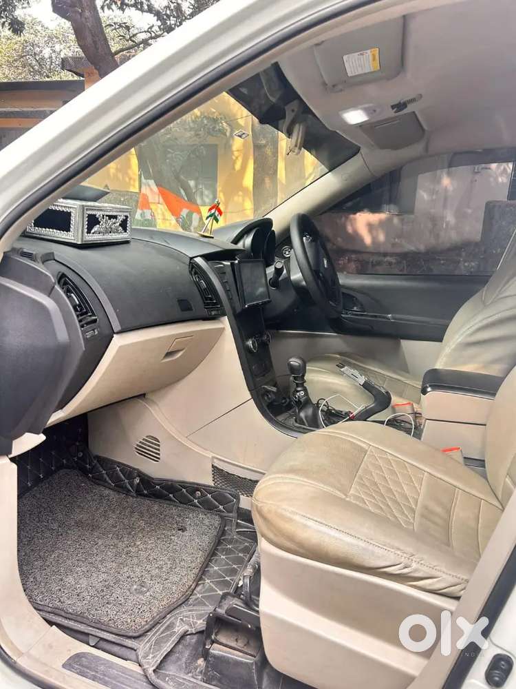 Mahindra Xuv500 2017 Diesel 65000 Km Driven