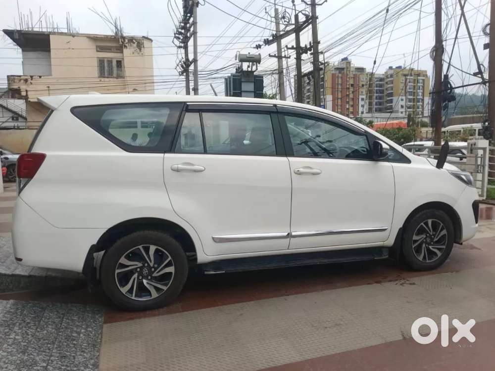 Toyota Innova Crysta 2.4 G Mt 7 Str, 2021, Diesel