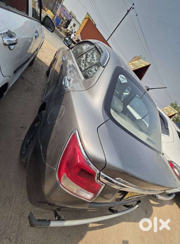 Maruti Suzuki Dzire 1.2 Vxi Cng, 2023, Cng & Hybrids